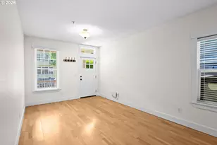 2165 NW Everett St, Portland, OR 97210 - Photo 6