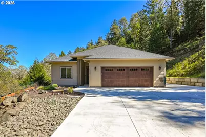 225 Summit Ridge Ln, Roseburg, OR 97471 - Photo 1