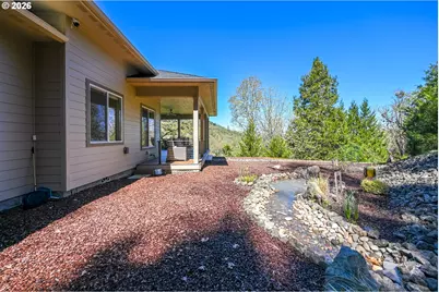 225 Summit Ridge Ln, Roseburg, OR 97471 - Photo 38