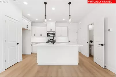 8644 SE Crescent Dr, Hillsboro, OR 97123 - Photo 4