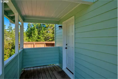 5603 Friendly Acres Rd, Florence, OR 97439 - Photo 16