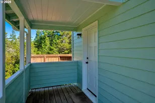 5603 Friendly Acres Rd, Florence, OR 97439 - Photo 16