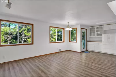 5603 Friendly Acres Rd, Florence, OR 97439 - Photo 10