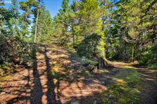 5603 Friendly Acres Rd, Florence, OR 97439 - Photo 38