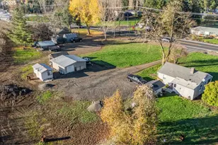 26050 SW Farmington Rd, Hillsboro, OR 97123 - Photo 10