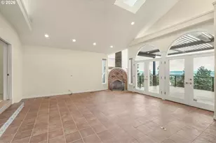 9101 NE Cliff St, Portland, OR 97220 - Photo 10