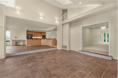 9101 NE Cliff St, Portland, OR 97220 - Photo 10