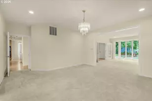9101 NE Cliff St, Portland, OR 97220 - Photo 8