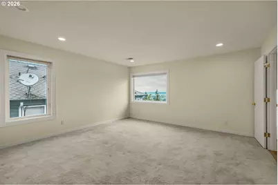 9101 NE Cliff St, Portland, OR 97220 - Photo 32