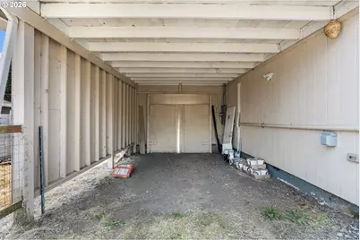 9221 SE Gladstone St, Portland, OR 97266 - Photo 24