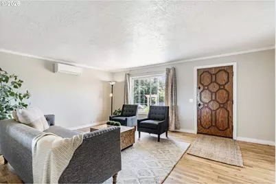 9221 SE Gladstone St, Portland, OR 97266 - Photo 4