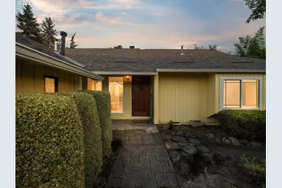19330 SW Clarion Ct, Beaverton, OR 97003 - Photo 2