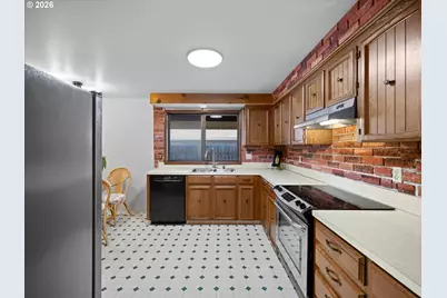 19330 SW Clarion Ct, Beaverton, OR 97003 - Photo 14