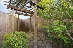 19330 SW Clarion Ct, Beaverton, OR 97003 - Photo 36