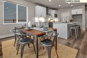 16801 SE Shimmering Leaf St, Happy Valley, OR 97086 - Photo 10