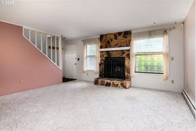 7925 SW Fanno Creek Dr #6, Tigard, OR 97224 - Photo 6