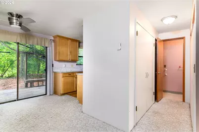 7925 SW Fanno Creek Dr #6, Tigard, OR 97224 - Photo 8