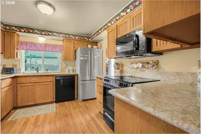 16216 SW 104th Ave, Portland, OR 97224 - Photo 6