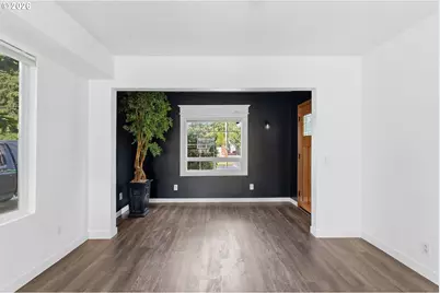 8035 SE 62nd Ave, Portland, OR 97206 - Photo 8
