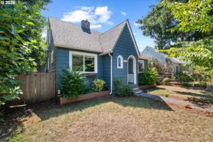 1815 E 33rd St, Vancouver, WA 98663 - Photo 2