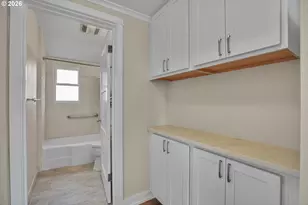 3645 NE 116th Ave, Portland, OR 97220 - Photo 20