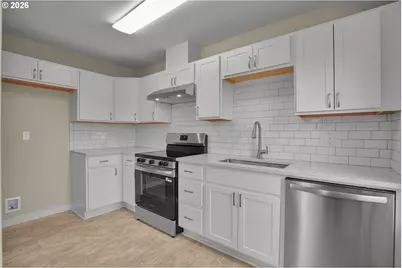 3645 NE 116th Ave, Portland, OR 97220 - Photo 12