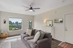 5425 N Minnesota Ave, Portland, OR 97217 - Photo 8