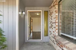 13713 NE 178th St, Battle Ground, WA 98604 - Photo 2