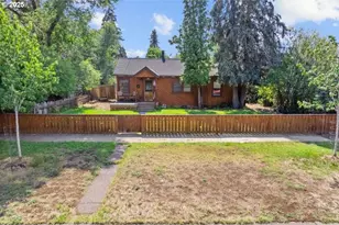539 NW Ogden Ave, Bend, OR 97703 - Photo 4