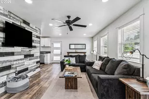 1184 2nd St, Florence, OR 97439 - Photo 12