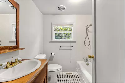 3219 SE 174th Ave, Portland, OR 97236 - Photo 14