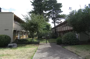 1260 10th St, Florence, OR 97439 - Photo 1