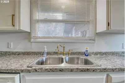 20 NE Nelson Dr, Pendleton, OR 97801 - Photo 10