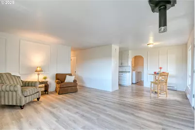 20 NE Nelson Dr, Pendleton, OR 97801 - Photo 14