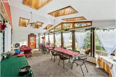 93496 Easy Ln, Coos Bay, OR 97420 - Photo 10