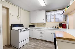 2100 7th St, Baker City, OR 97814 - Photo 20