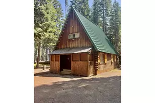 10 Diamond Lake Loop, Chemult, OR 97731 - Photo 2