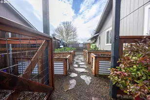 25217 Tyro Ave, Veneta, OR 97487 - Photo 26