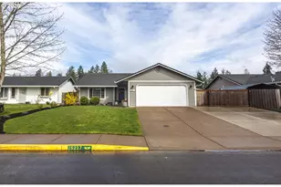 25217 Tyro Ave, Veneta, OR 97487 - Photo 6