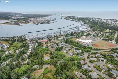 1075 SE Spruce Way, Newport, OR 97365 - Photo 2
