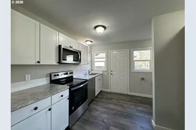 961 17th Ave, Longview, WA 98632 - Photo 4