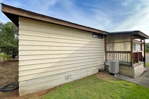 1267 Tucker Rd, Hood River, OR 97031 - Photo 18