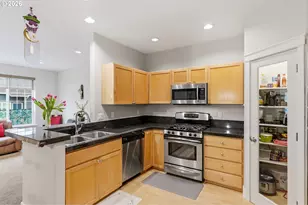 17264 SW Marty Ln, Beaverton, OR 97003 - Photo 6