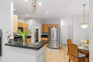 17264 SW Marty Ln, Beaverton, OR 97003 - Photo 4