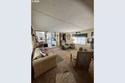 1225 W 10th Ave #26, Junction City, OR 97448 - Photo 12