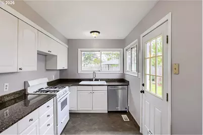 3204 E 29th St, Vancouver, WA 98661 - Photo 6