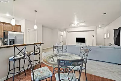 8648 NE Delamere Way, Hillsboro, OR 97006 - Photo 10