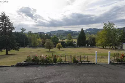 25125 SE Henningsen Rd, Damascus, OR 97089 - Photo 6