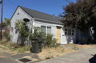 1470 SE Jackson St, Roseburg, OR 97470 - Photo 8