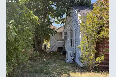 1470 SE Jackson St, Roseburg, OR 97470 - Photo 4